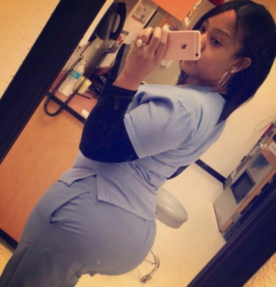 belle-black-salope-du-46-nue-en-photo