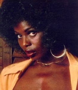 belle-chatte-de-black-du-67-sexy-et-salope