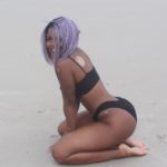 belle-femme-noire-du-30-sans-petite-culotte