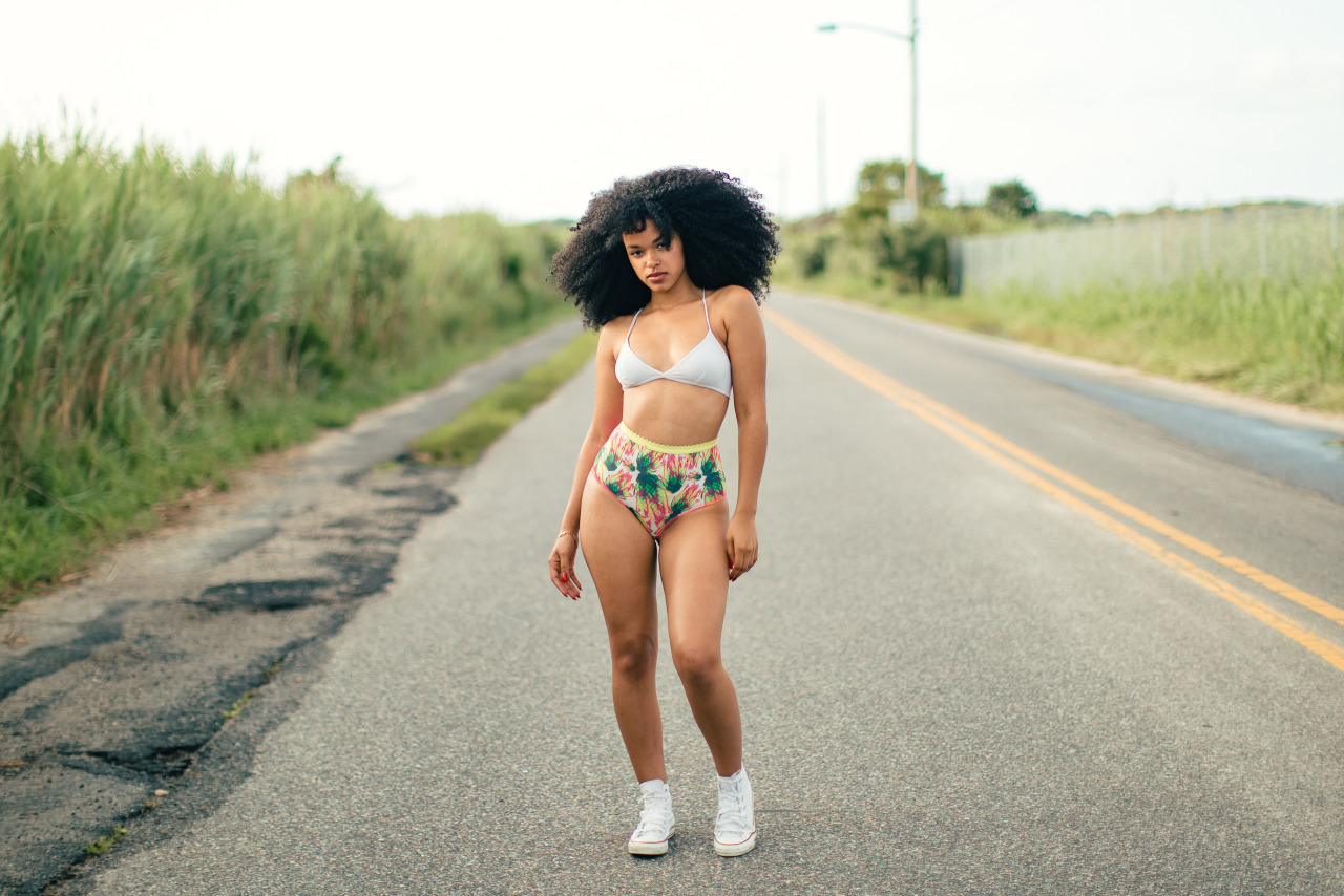 femme-noire-sexy-du-40-veut-baiser