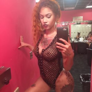 femme-noire-sexy-du-93-veut-baiser