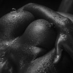 hot-femme-noire-nue-dans-le-84-en-photo