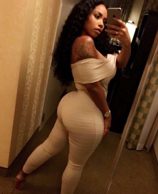 image-de-suceuse-black-du-89-nue-porno