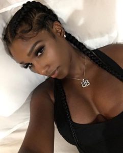 image-de-suceuse-black-du-93-nue-porno