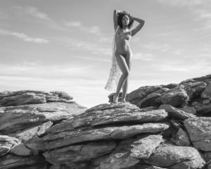 photo-sexe-exhibe-dans-le-059-femme-noire-sexy