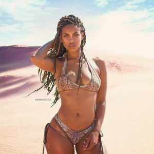 plan-cul-dans-le-59-femme-black-sexy