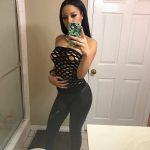 belle africaine du 41 en exhib sexy