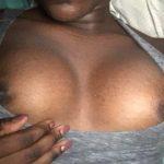 belle africaine du 71 en exhib sexy