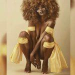 belle africaine du 92 en exhib sexy