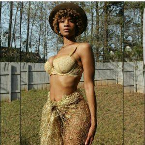 belle africaine du 95 en exhib sexy