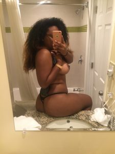femme africaine du 61 nue en photo