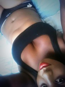 femme africaine du 64 nue en photo