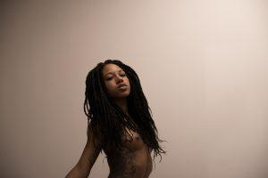 femme sexy africaine du 95 en photo