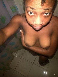 jolie salope black du 21 en photo sex