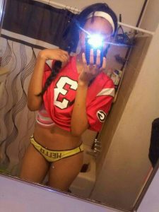 jolie salope black du 74 en photo sex