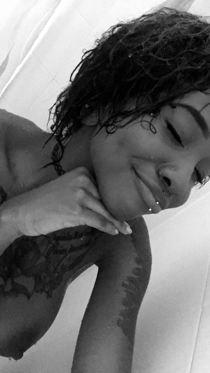 sexy africaine du 51 en photo torride