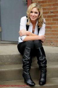 belles-filles-en-bottes-cuissardes-043