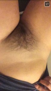 femme au sexe poilue du 03 nue en photo