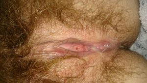 femme au sexe poilue du 33 nue en photo