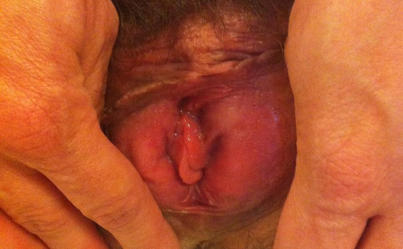 femme chaude dans le 92 avec chatte poilue