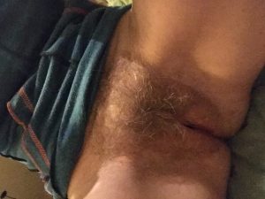 femme du 45 avec vagin velu en image