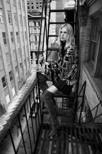 belles-femmes-en-cuissardes-095