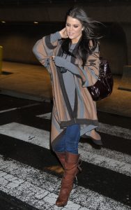 Khloe Kardashian&rsquo;s hair blows in the wind in Washington, DC