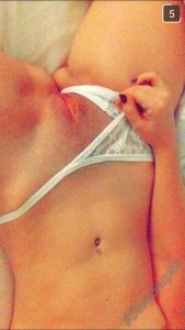snapchat-de-cochonne-du-75-nue-et-sexy