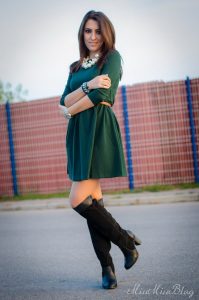 images-femmes-avec-cuissardes-008