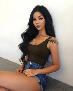 femme du 90 partage nude coquin