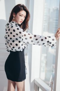 hot sexy jeune femme du 19