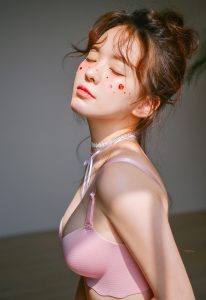 la fille la plus hot du 85