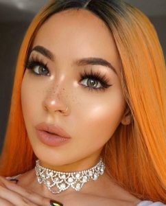 une femme du 86 excitante presque nue