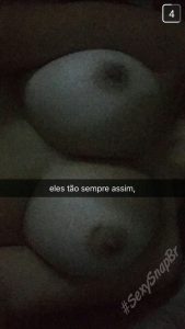 les filles nues et le sexe