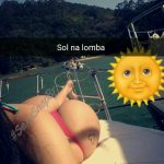 photo fille se met nue